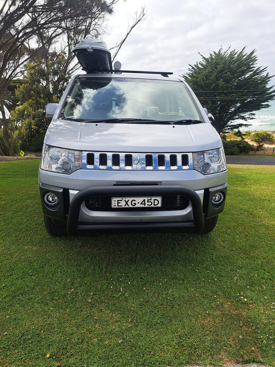Customer photo review of Nudge Bar For Mitsubishi DELICA D5 2006-2019 - UniUte