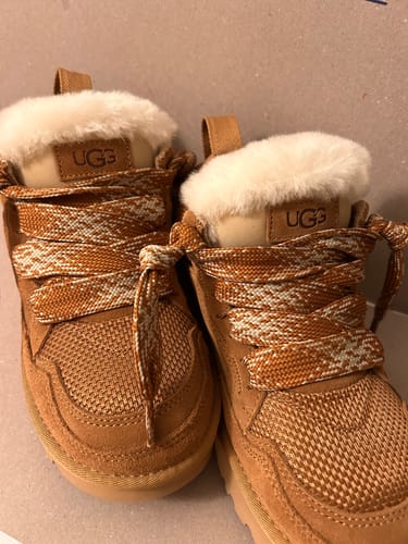 Customer photo review of UGG Lowmel "Chestnut"