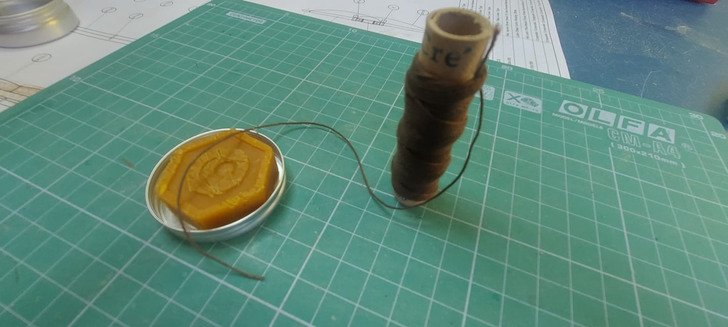 Customer photo review of Taco de cera para hilos 100% natural