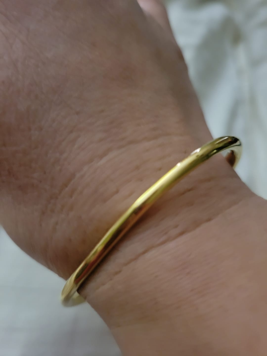 Customer photo review of Nova Teardrop Bangle