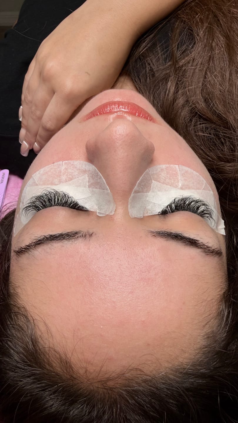 Customer photo review of UV Lash Glue Clear 5ml