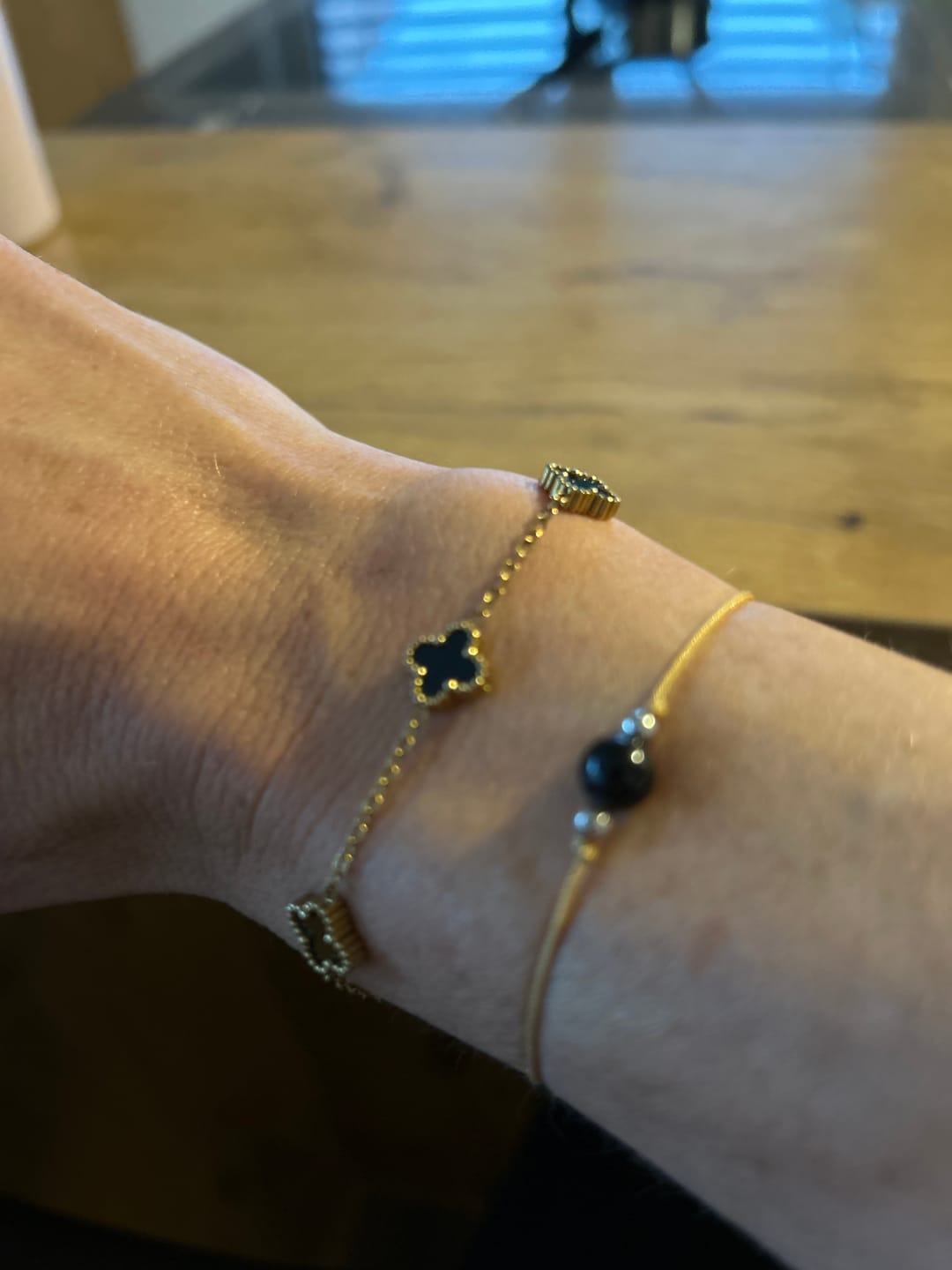Customer photo review of Obsidian Armband - Naturband