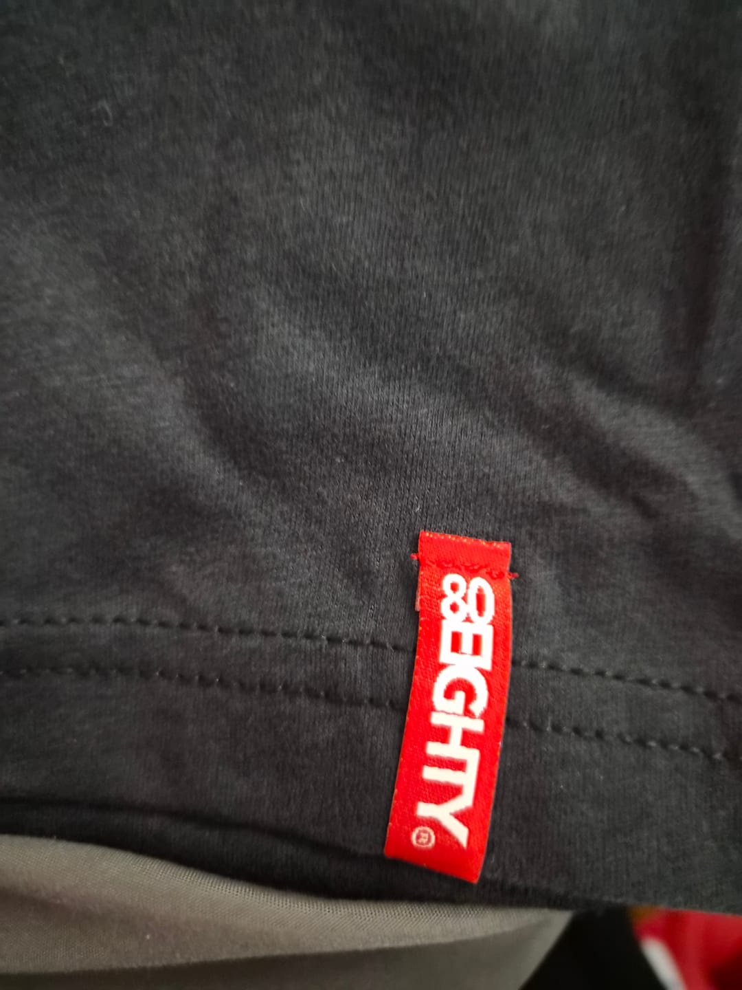 Customer photo review of 80Eighty® Vein 3.0 Shirt