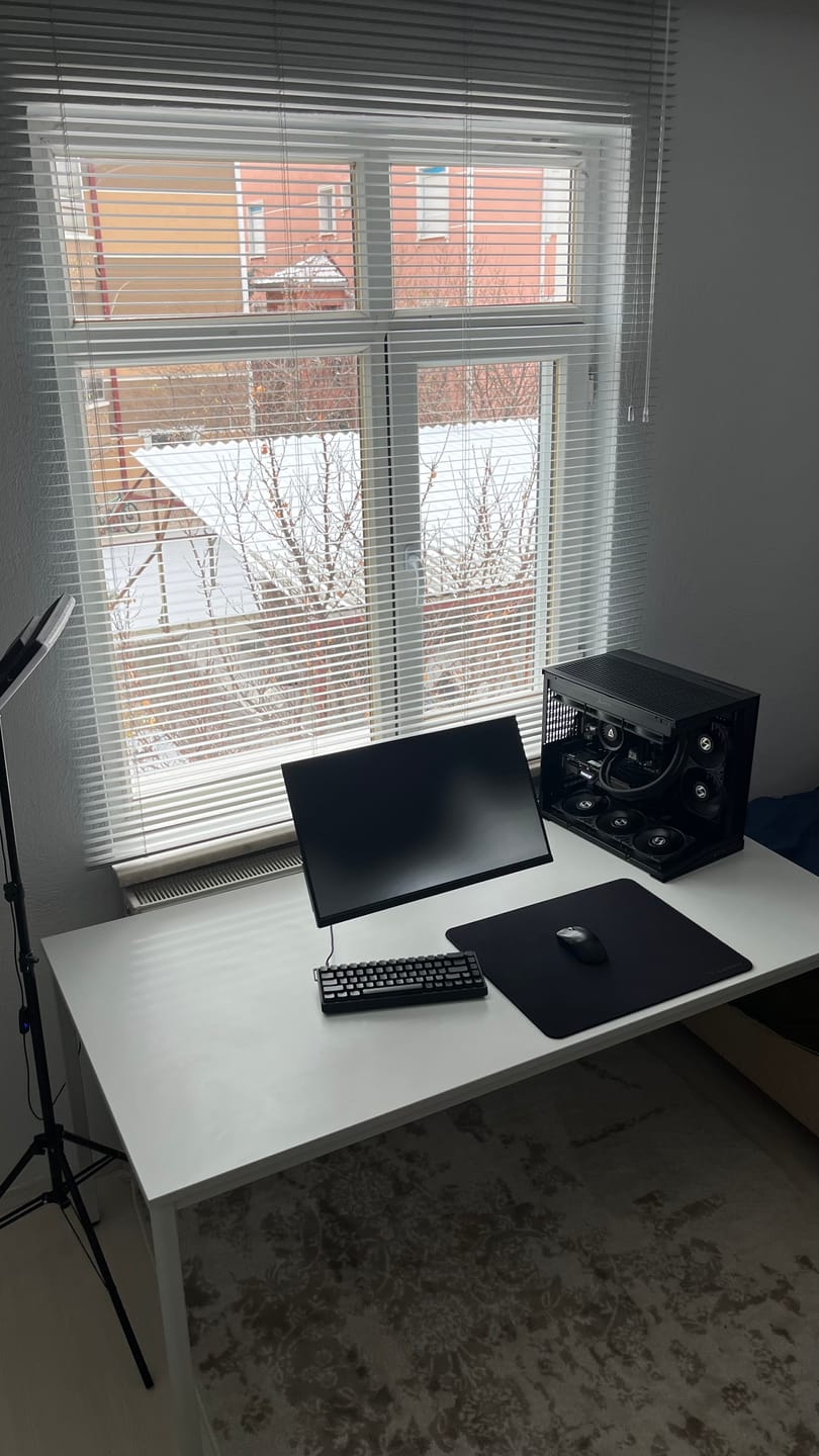 Customer photo review of Rabbido RS790 1TB M2 NVME SSD