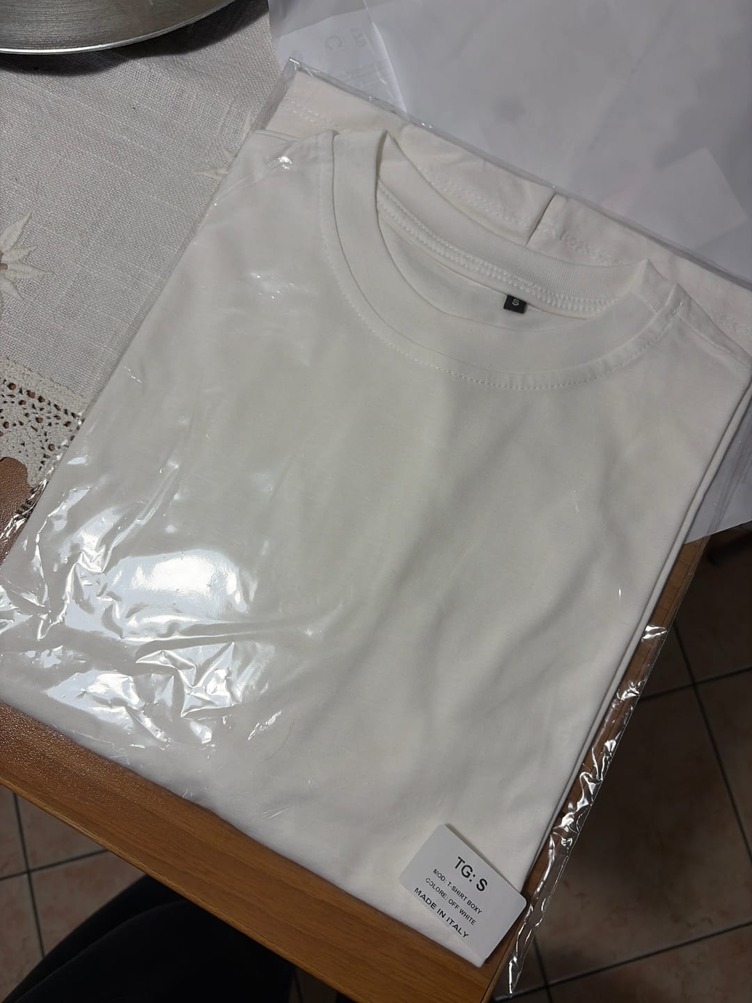 Customer photo review of T-Shirt Blanks Boxy Fit 190GSM Black