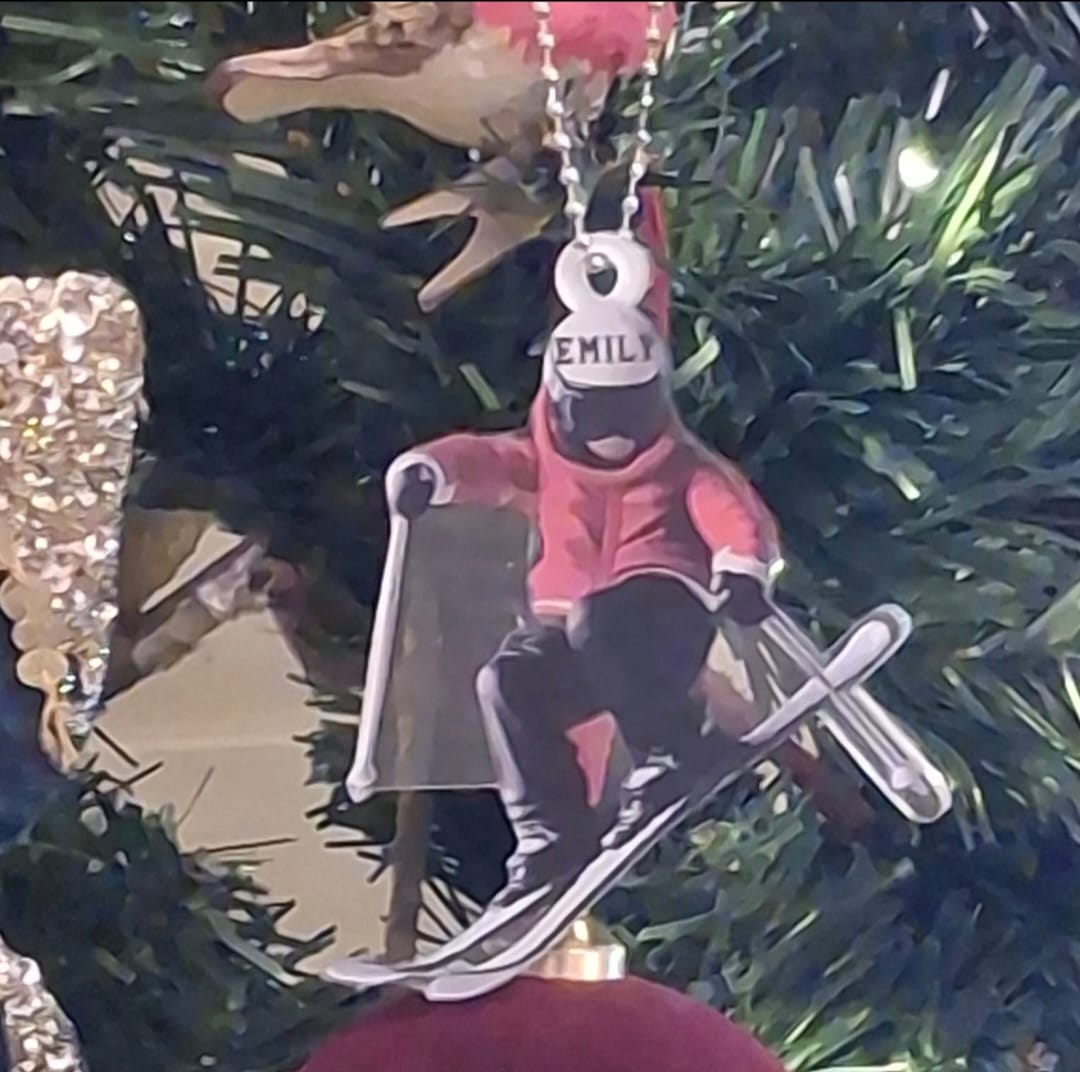 Customer photo review of Skiing Fun Personalized Name Shaped Ornament, Gift Idea For Skiing Lovers