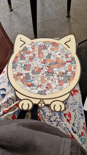 Customer photo review of Morandi-Colored Cute Cat Shaped Wooden Jigsaw Puzzle