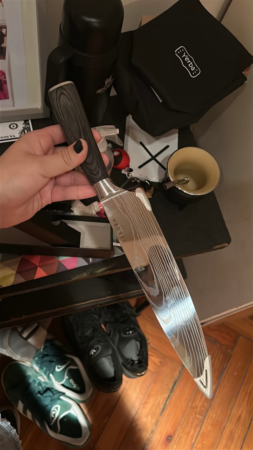 Customer photo review of Cuchillo Chef Sakura Pro Stainless Steel Black Ébano 33 Cms