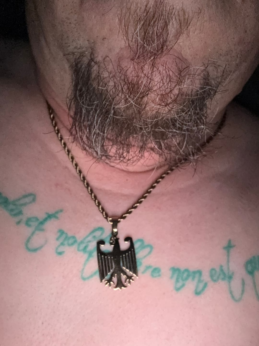 Customer photo review of Deutschland Adler Kette
