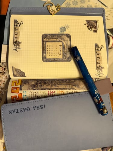 Customer photo review of Refillable Folio - Periwinkle Blue Trifold