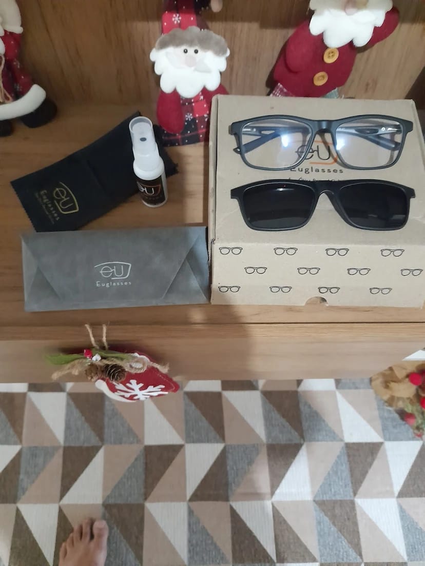 Customer photo review of Óculos Clip-on Akshan (1 Lente)