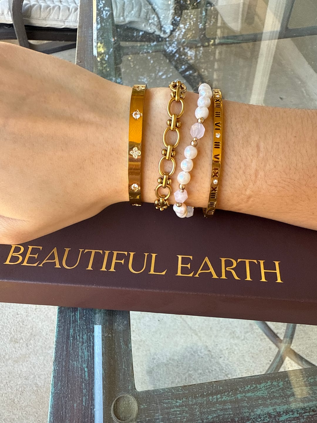 Customer photo review of Gold Link Chain Bracelet