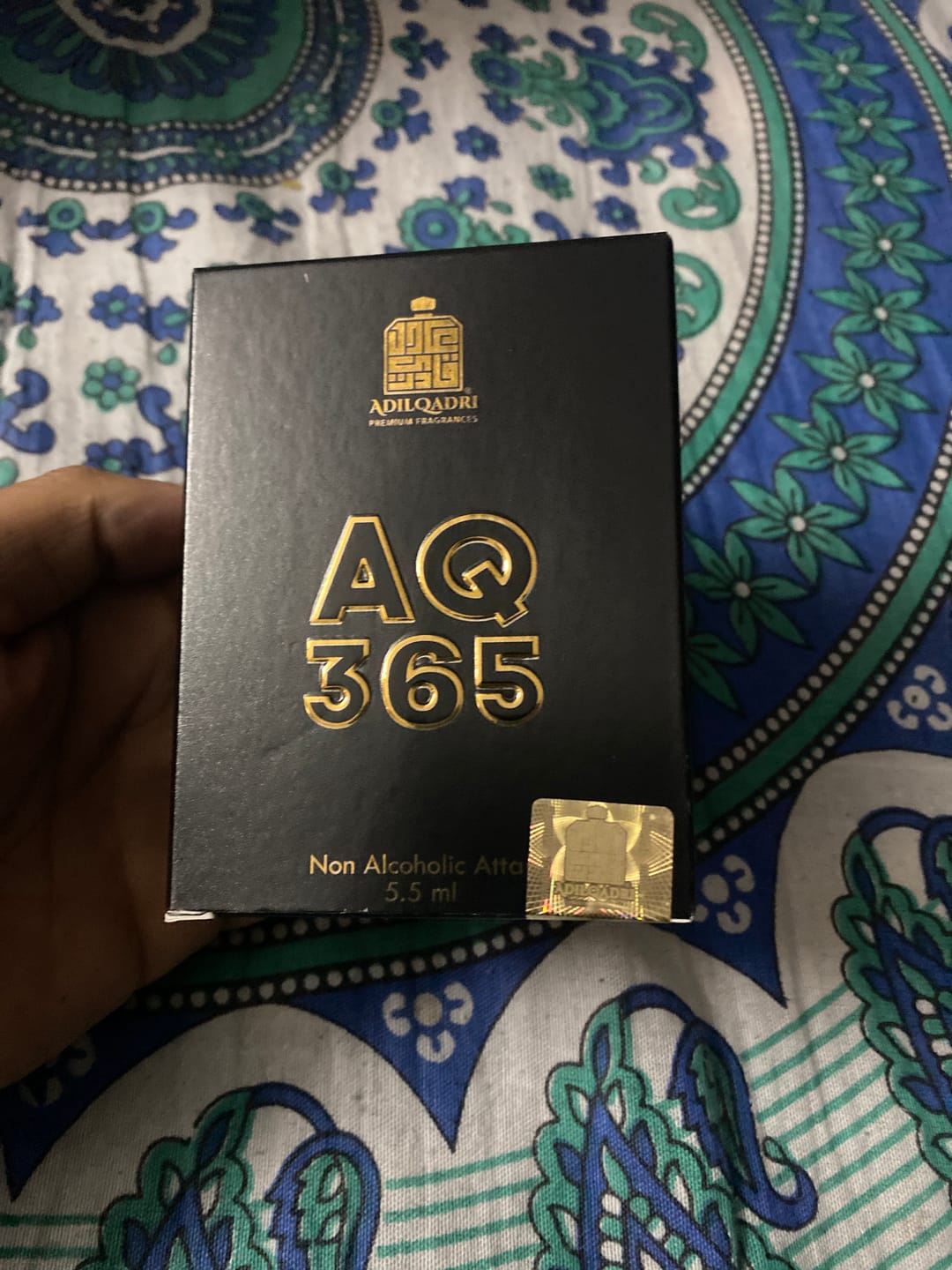 Customer photo review of AQ 365 Luxury Attar Perfume
