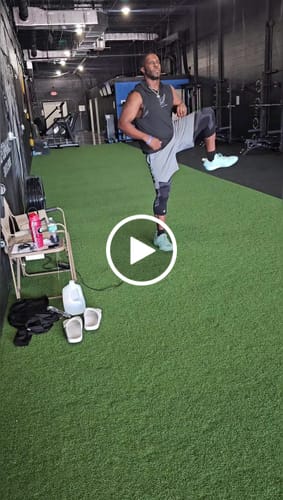 Customer video review of Compression Sleeves V2 for Knees and Legs