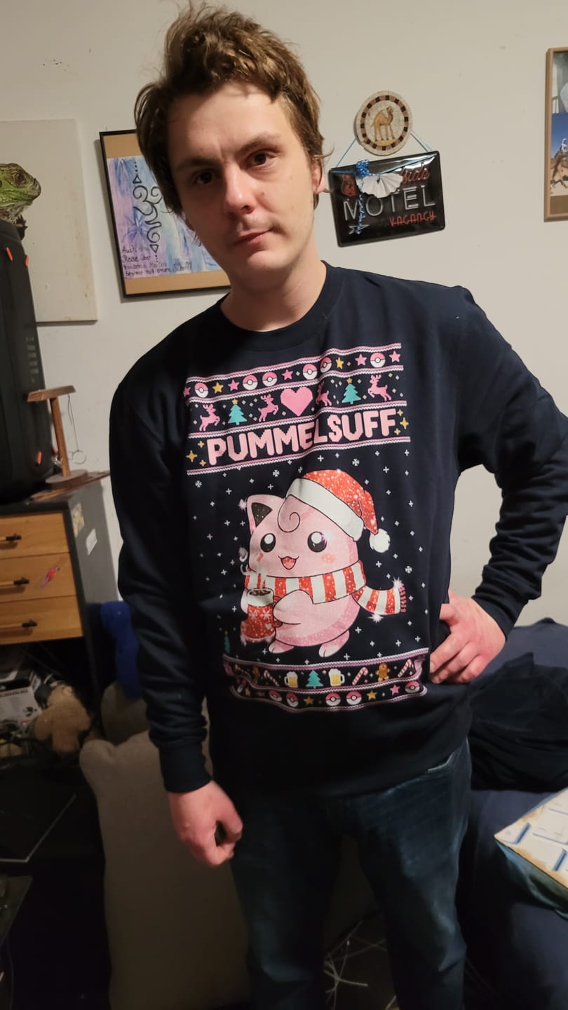 Customer photo review of Pummelsuff- Christmas Sweater
