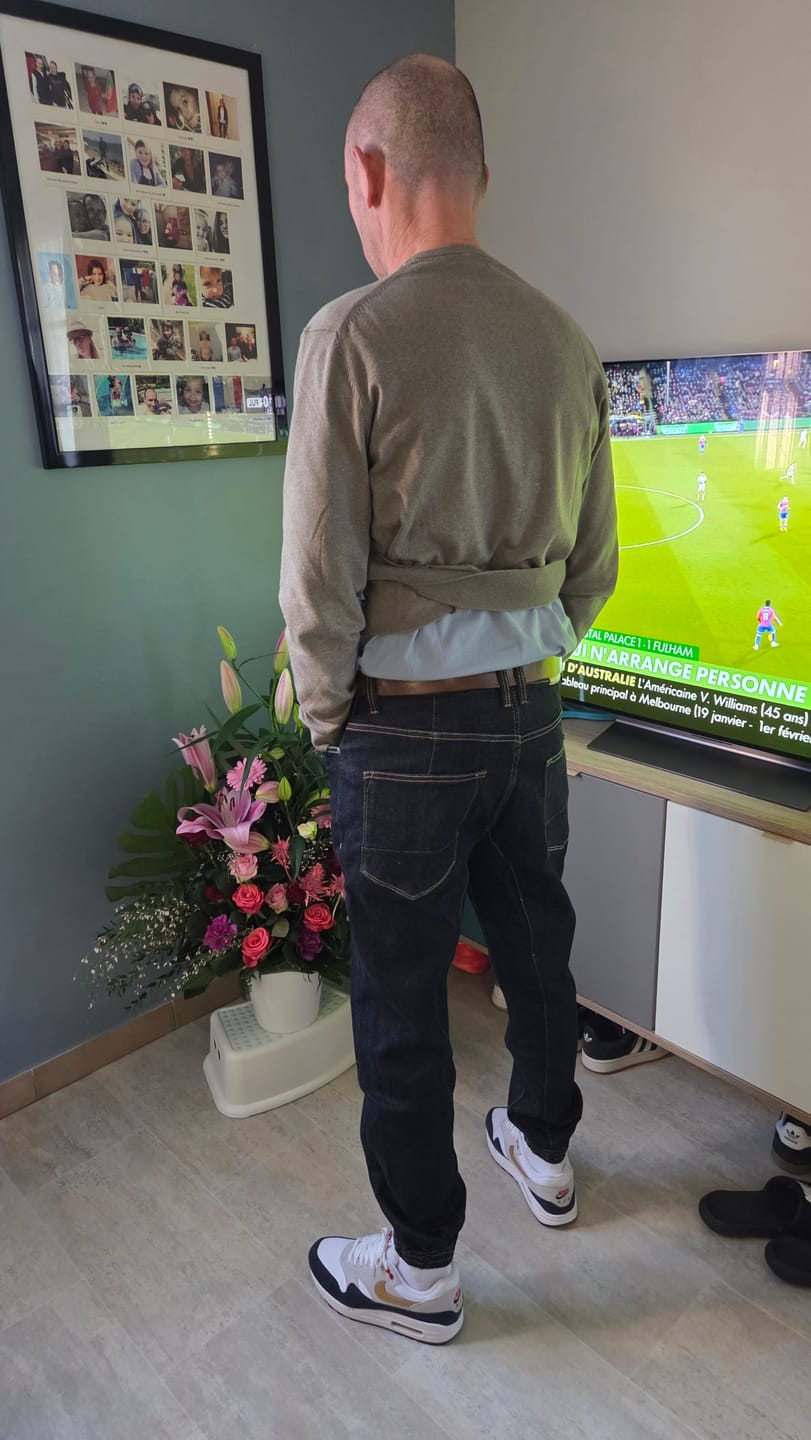 Customer photo review of Pantalon jogpant jeans brut Lom