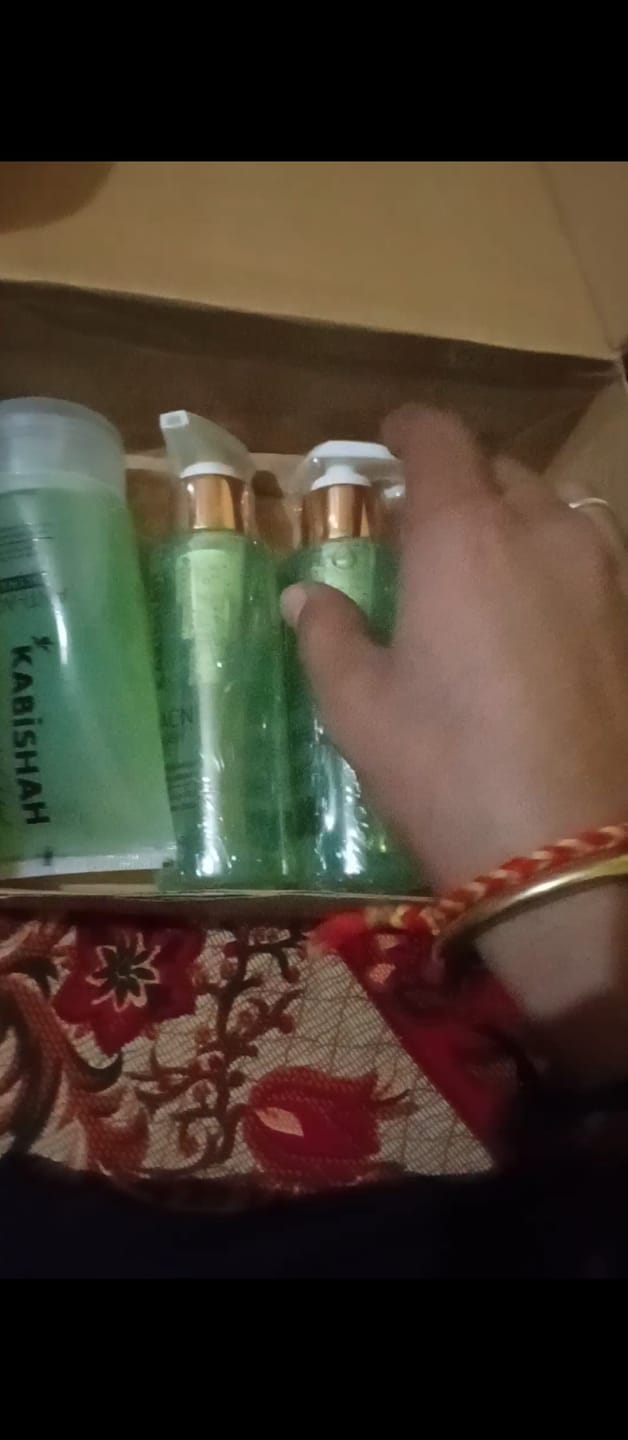 Customer photo review of ClearSkin Pro Anti Acne Face Wash Double Pack