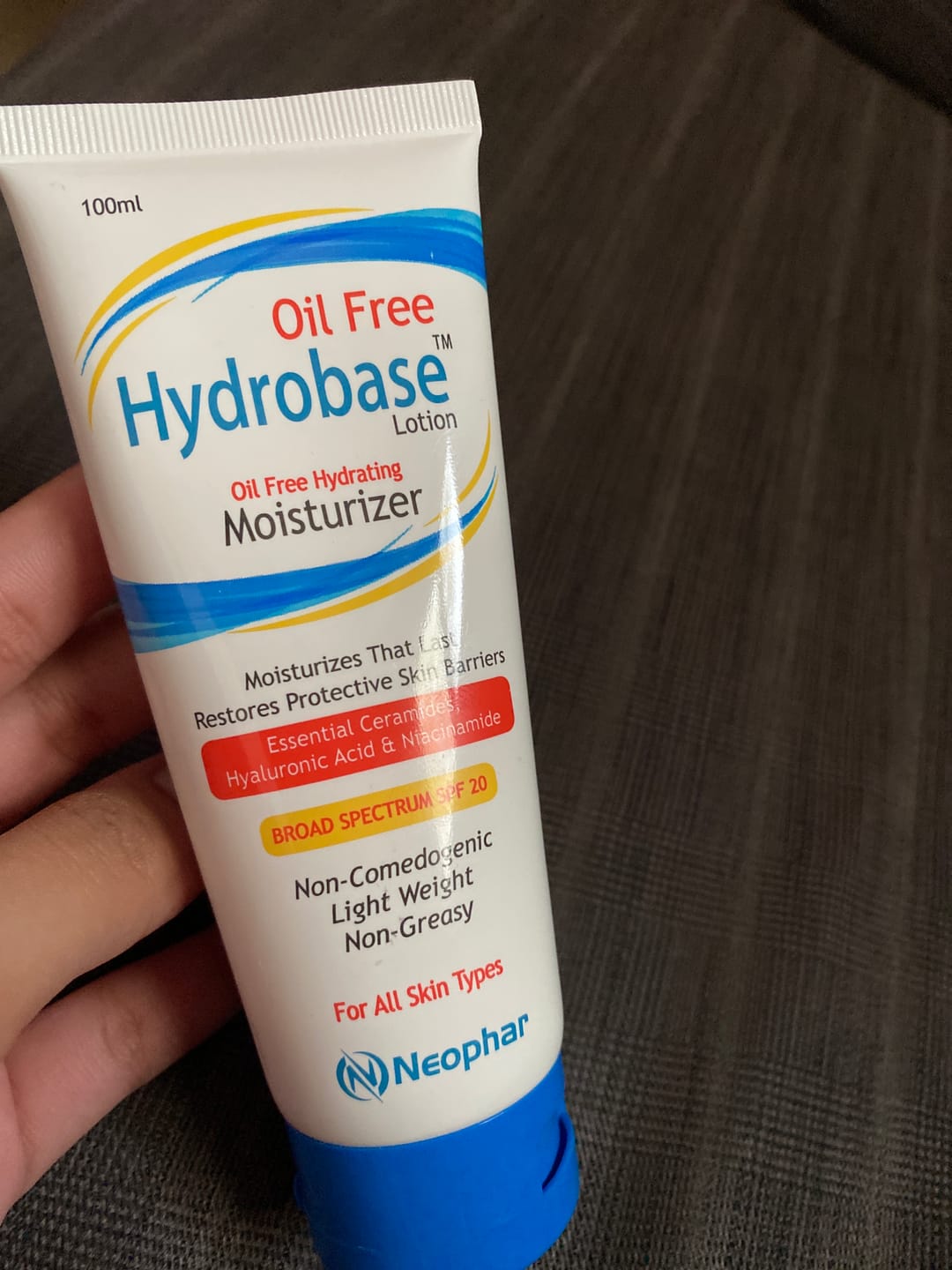 Customer photo review of Hydrobase Oil Free Lotion