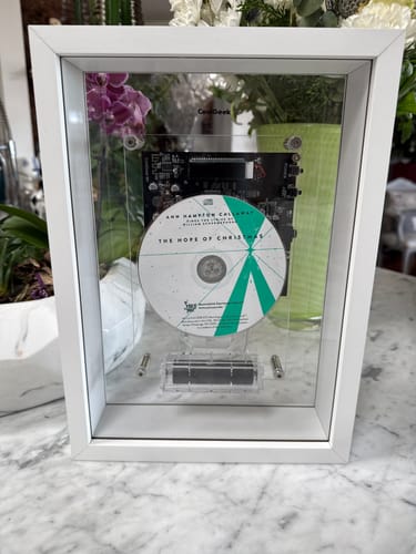 Customer photo review of M1 Music Frame CD Player