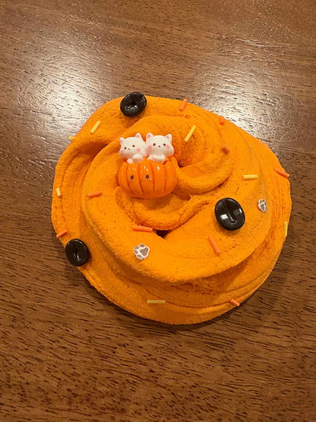 Customer photo review of Pumpkin Spice Catpuccino Butter Signature Dome™ Slime