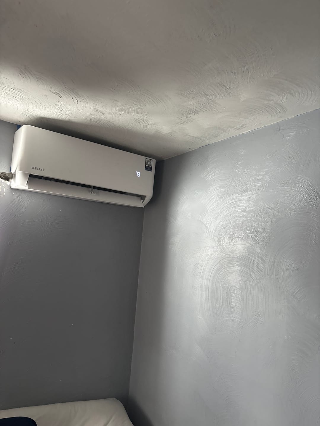 Customer photo review of DELLA Optima Series 9000 BTU 24 SEER2 Ultra Heat Mini Split AC - Up to 400 Sq.Ft.