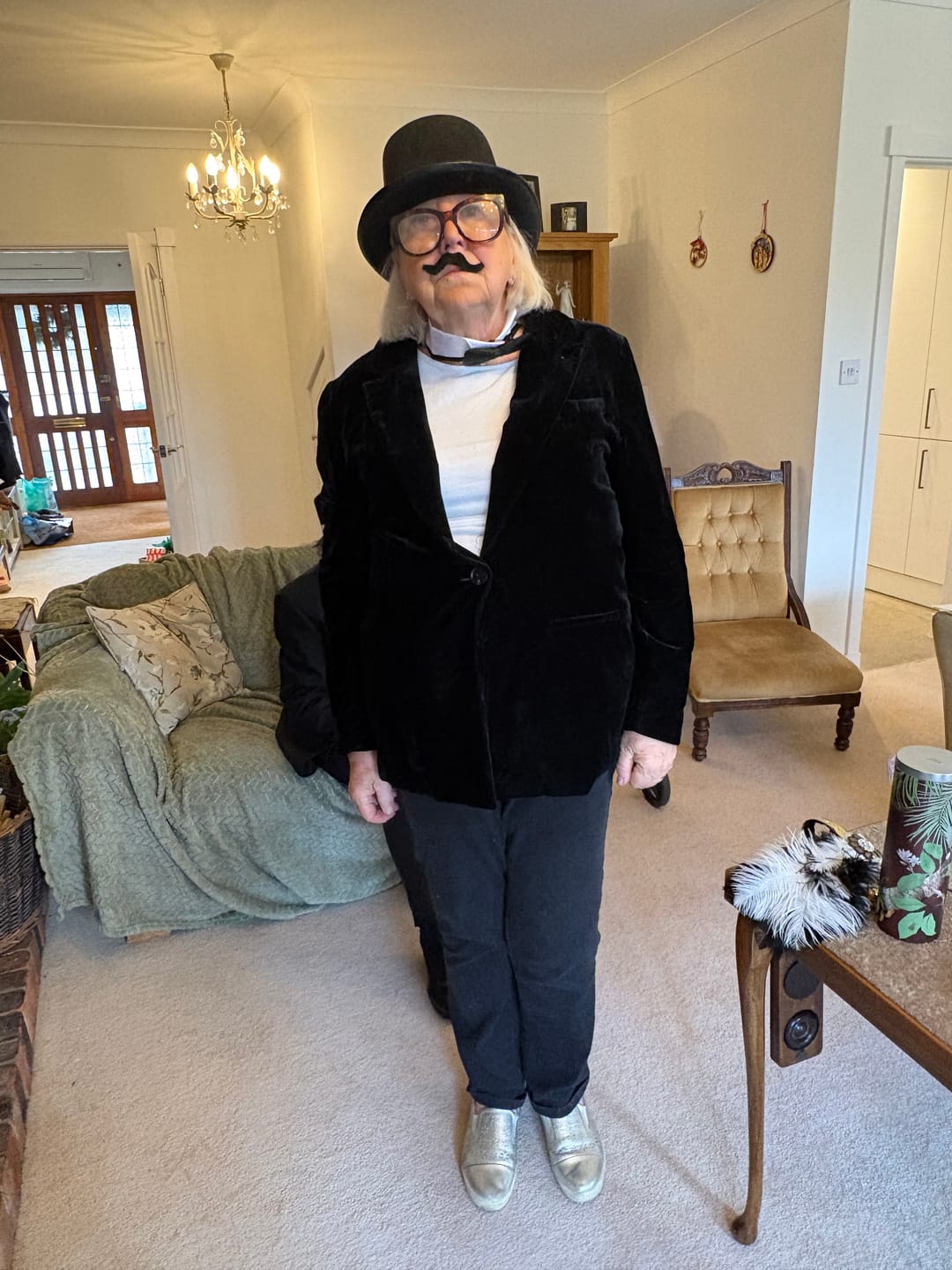 Customer photo review of 1920s Murder Mystery Game Kit
