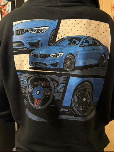 Customer photo review of MANGA HOODIE