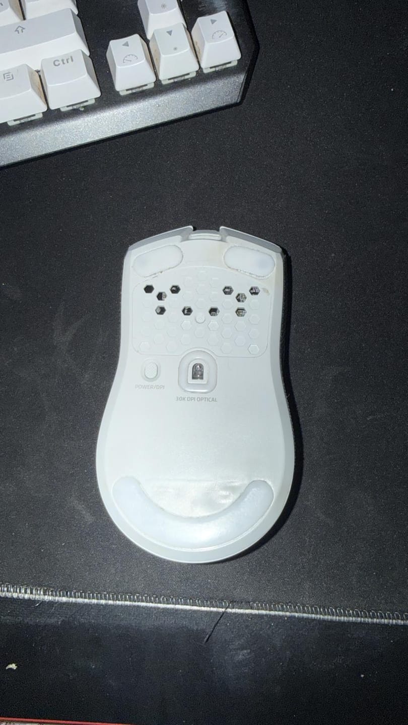 Customer photo review of Razer Viper V2 Pro için Hoverpad V3 Mouse Skate