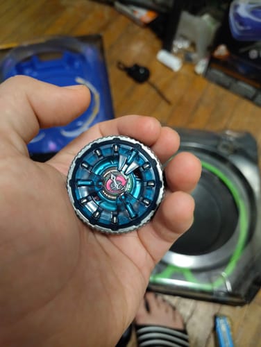 Customer photo review of Takara Tomy Beyblade X UX-16 ClockMirage Random Booster Select