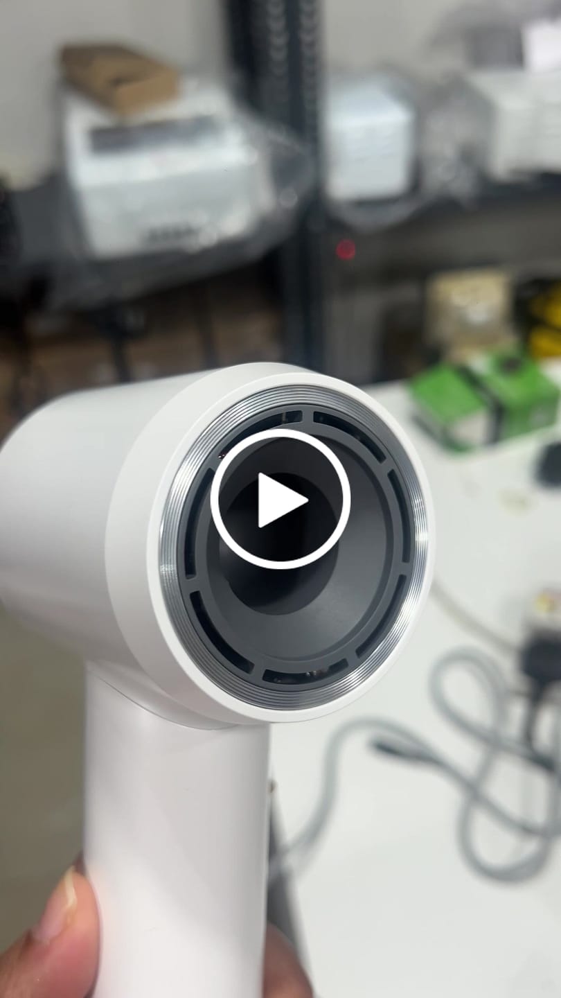 Customer video review of Laifen Swift Special · High-speed hair dryer (3 nozzles)