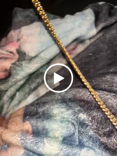 Customer video review of VVS Cuban Link Chain 14K Gold (ALL SIZES)