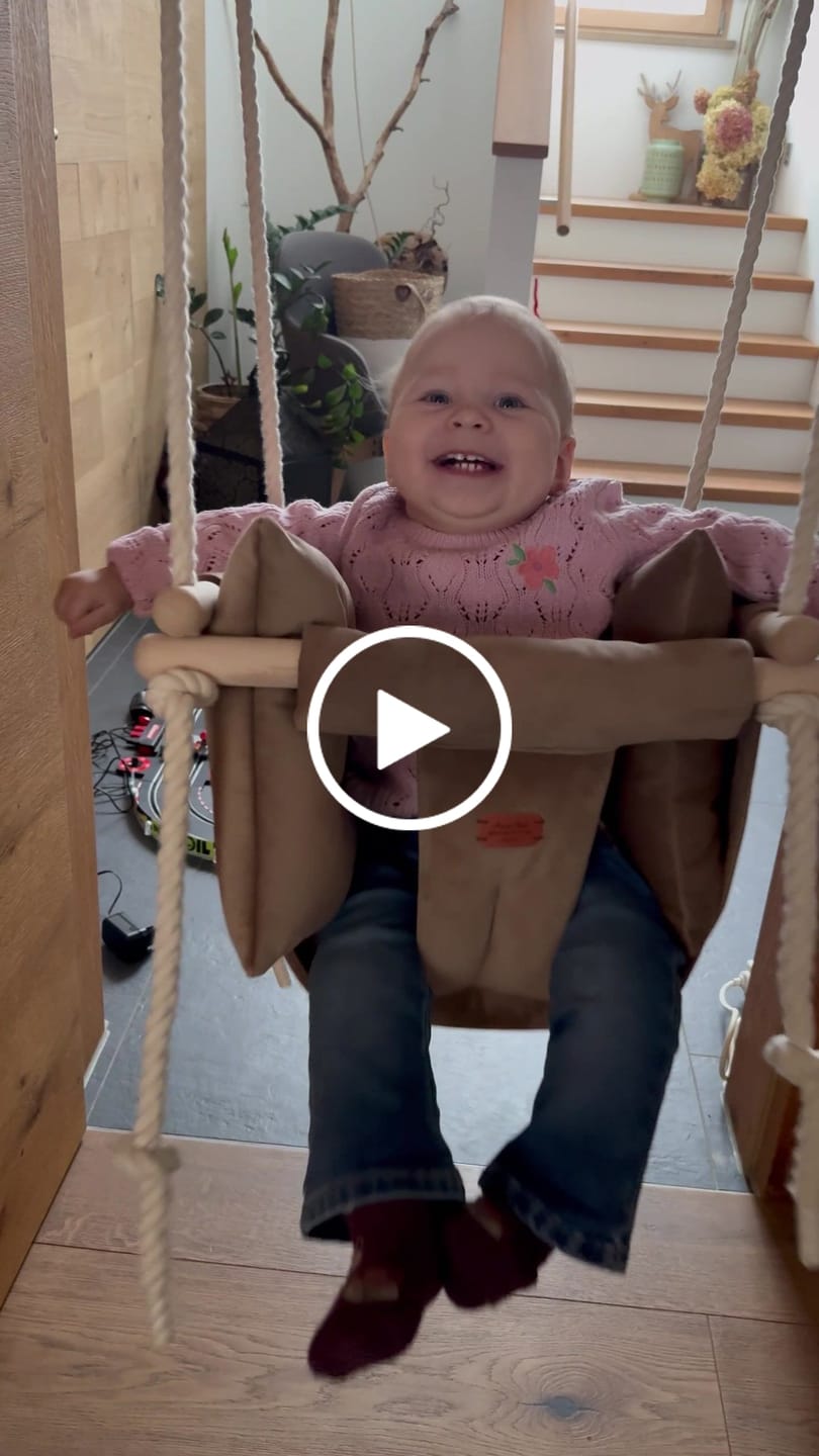 Customer video review of Premium Brown Schaukel - Handgefertigte Schaukel