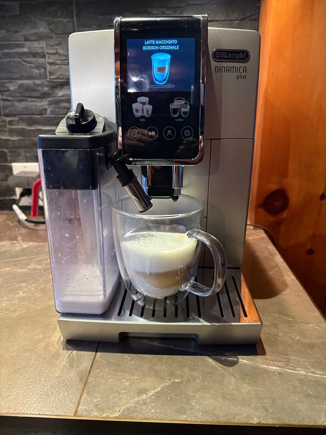 Customer photo review of Delonghi - Dinamica Plus
