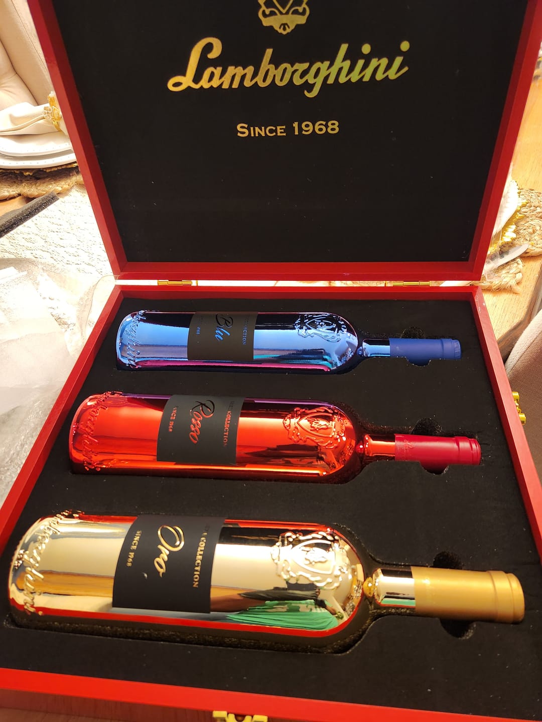 Customer photo review of Lamborghini LUXE Red Collection with Gift Set