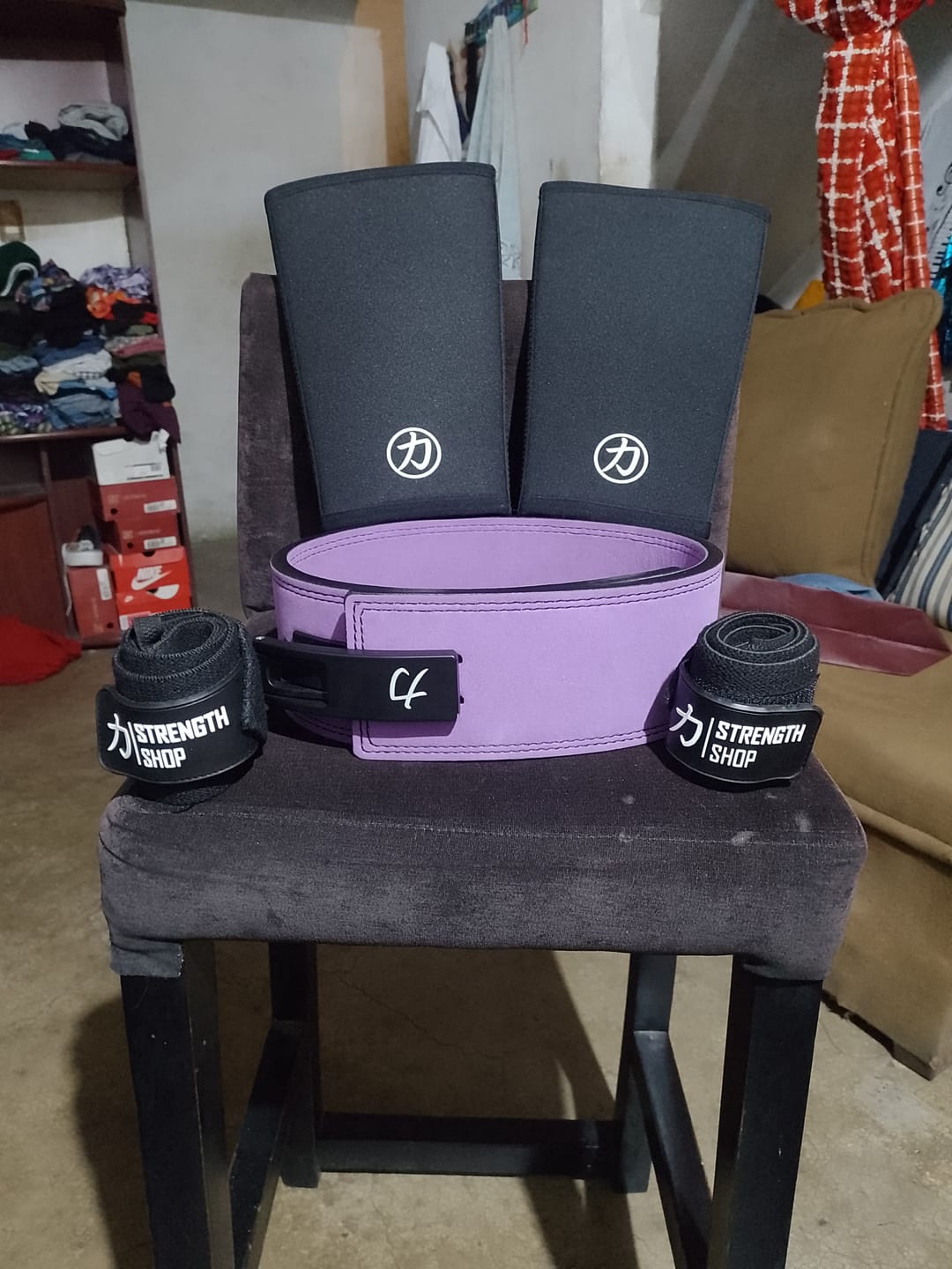 Customer photo review of 7MM Inferno Knee Sleeves - Black