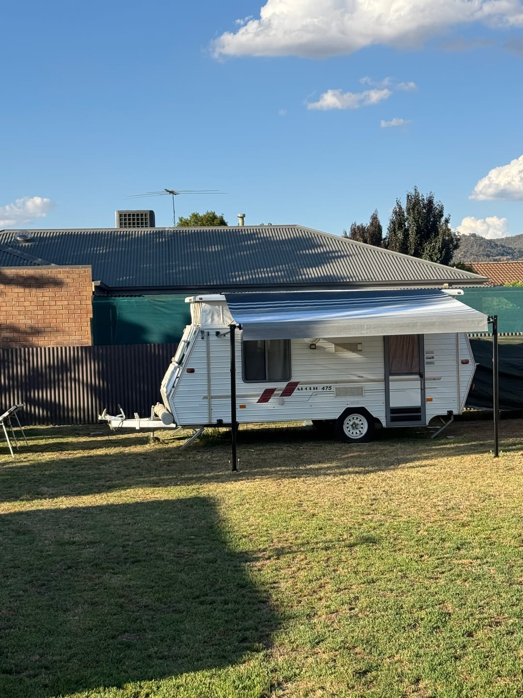 Customer photo review of Awnlux Retractable Roll-Out Caravan Awning W-5600NC