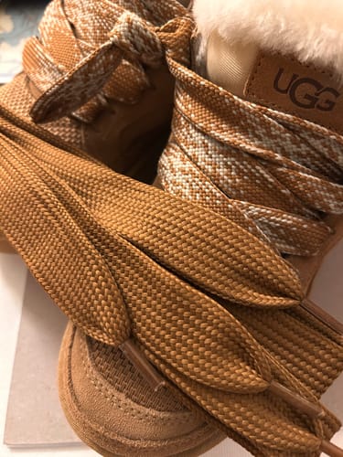 Customer photo review of UGG Lowmel "Chestnut"