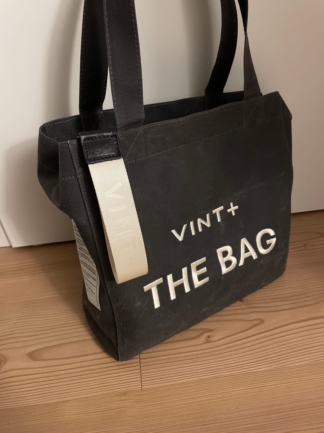 Customer photo review of WAXED CANVAS TOTE BAG - BIG - ANTHRAZIT