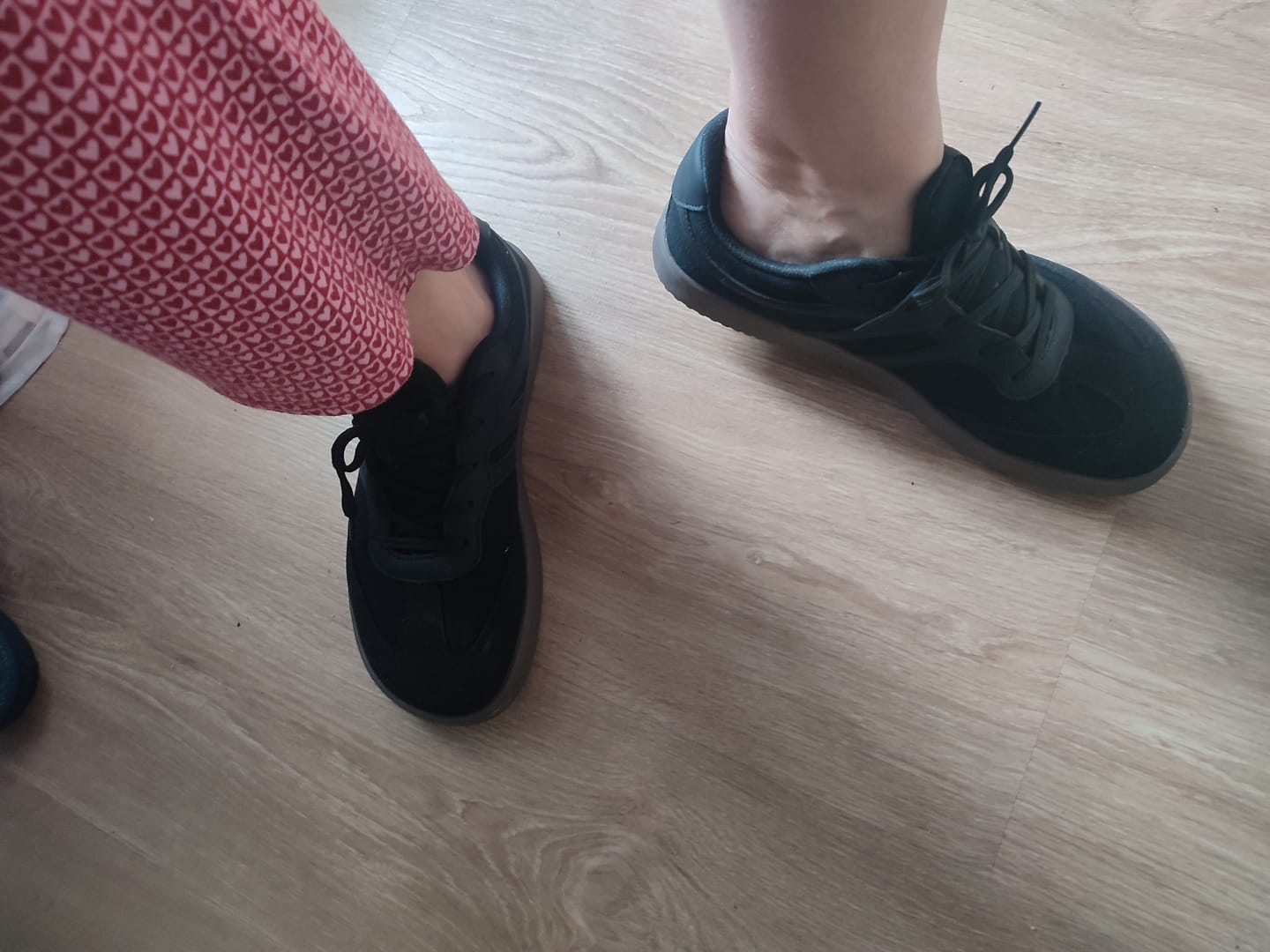 Customer photo review of Lily - Zapatos De Punta Ancha