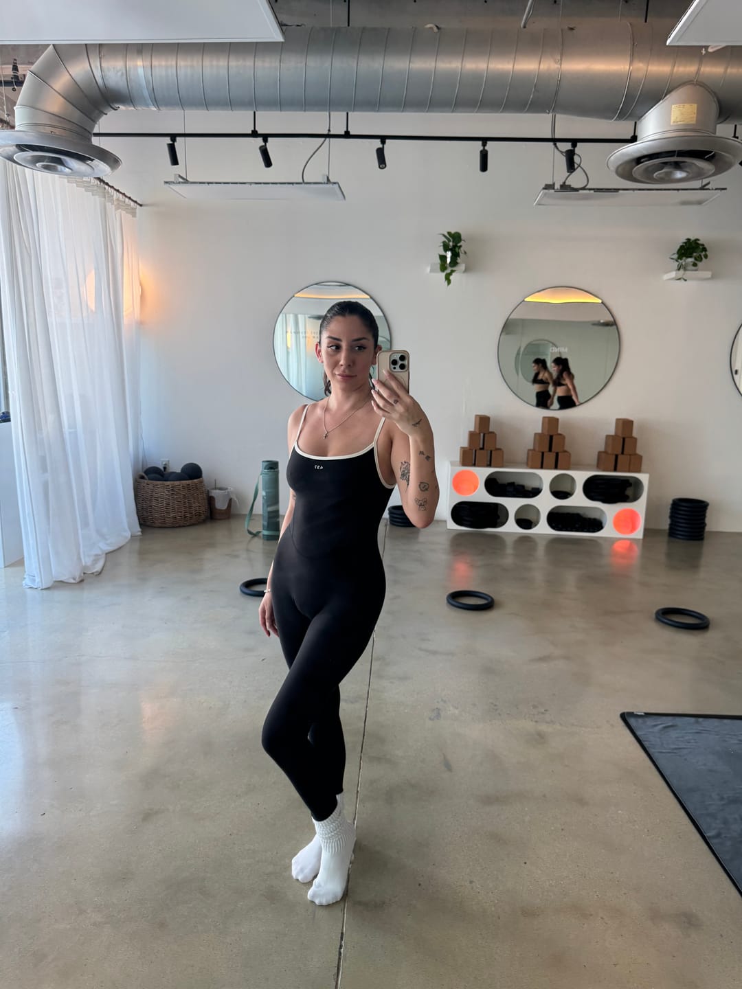 Customer photo review of The Onesie / Black-Cream