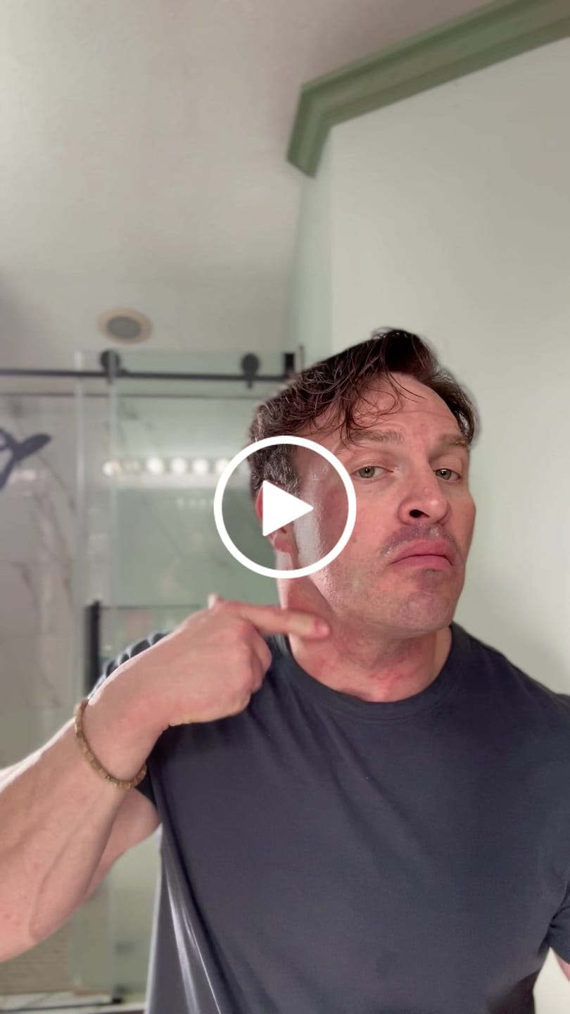 Customer video review of Pulsetto vagus nerve stimulation device.