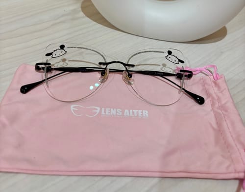 Customer photo review of Pocha Eyeglasses