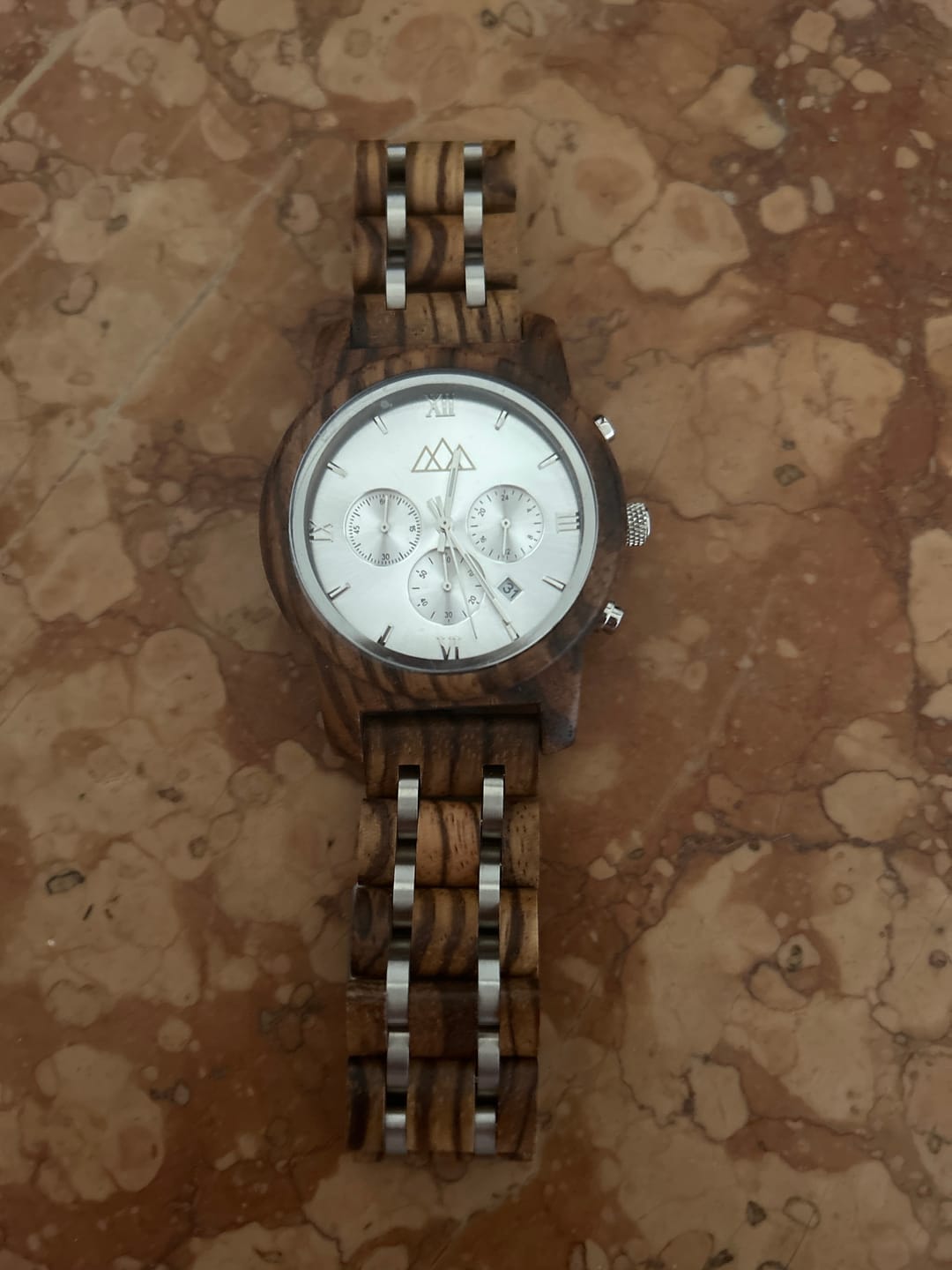 Customer photo review of Montre en Bois Suisse - Sport Roma Zebra