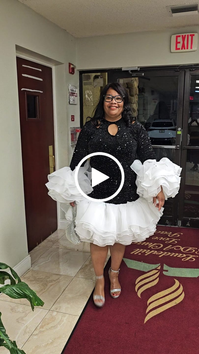 Customer video review of Tutu Elegant Dress | Black