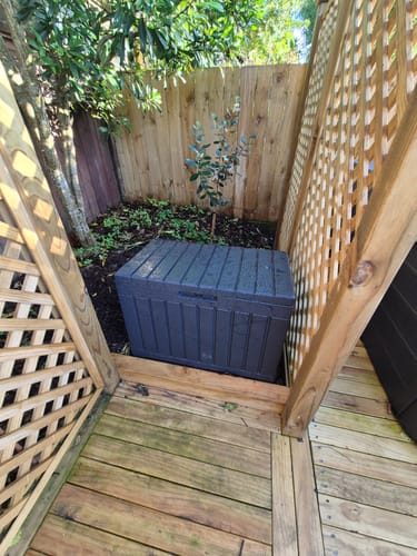 Customer photo review of Keter Kentwood Box 190L Graphite