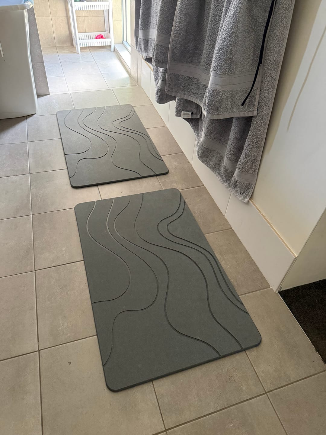 Customer photo review of GLASSGUARD® Quick Dry Stone Bath Mat