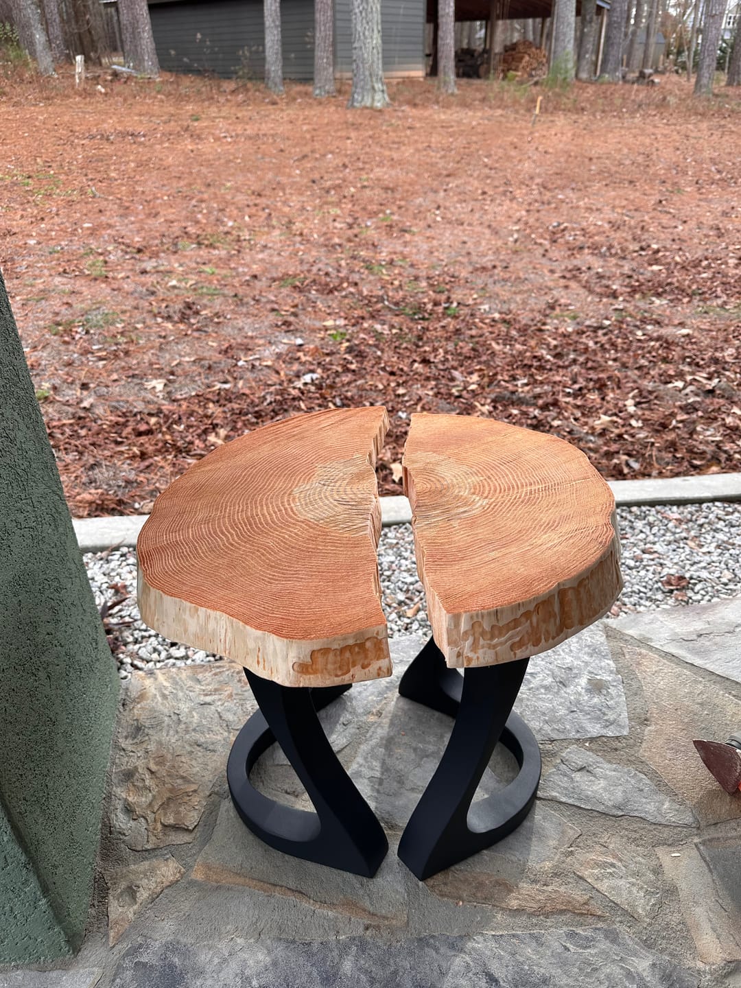 Customer photo review of Bench Legs 117/130 Uzar 16" H for Live Edge Table Top, DIY Projects