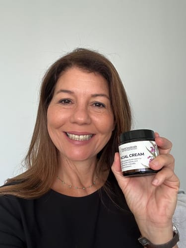 Customer photo review of Facial Cream