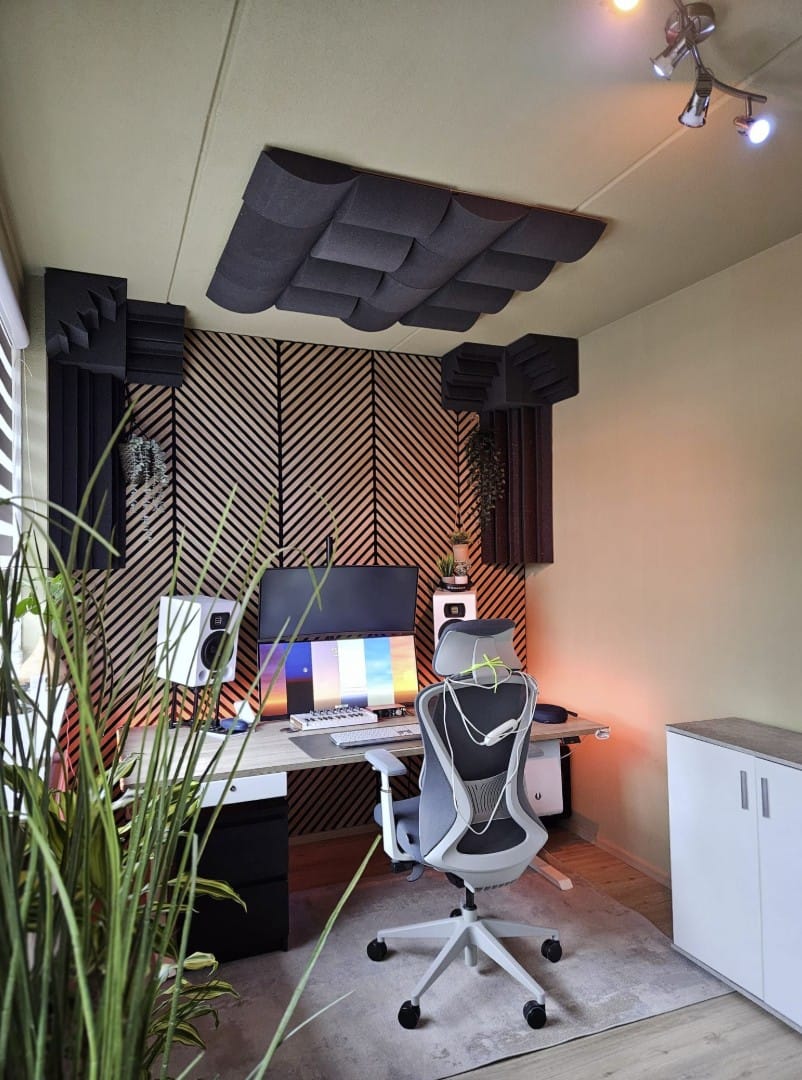 Customer photo review of Bass Trap - 30x90 (30cm zijde, 90cm lengte)