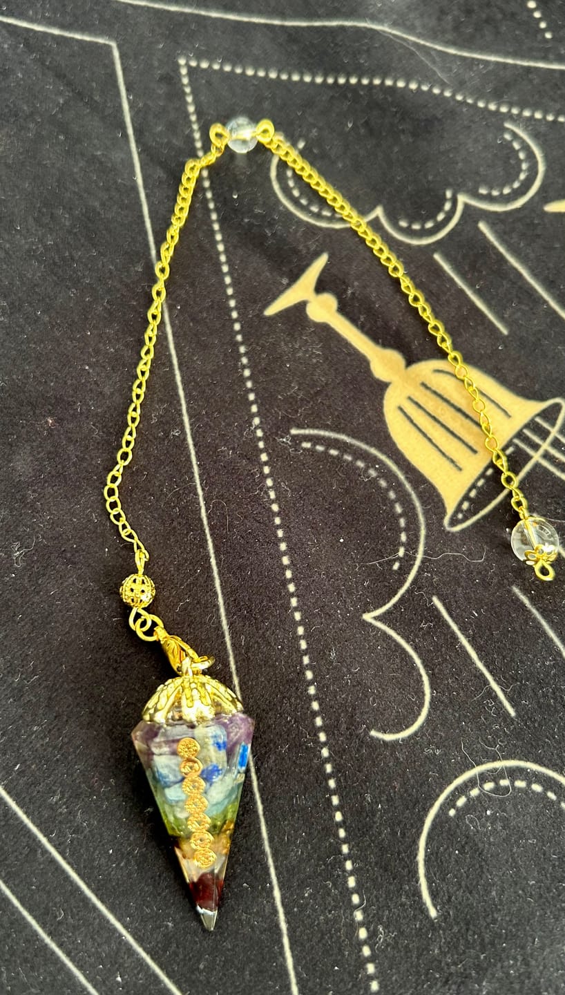 Customer photo review of Energy Healing 7 Chakra Crystal Pendulum